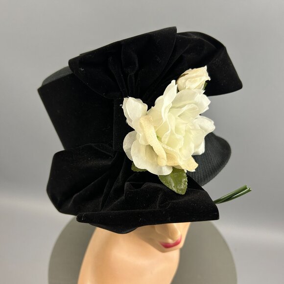 Vintage 1960s Black Straw Bucket Hat  with Large White Flower & Velvet  Ribbon main image 4